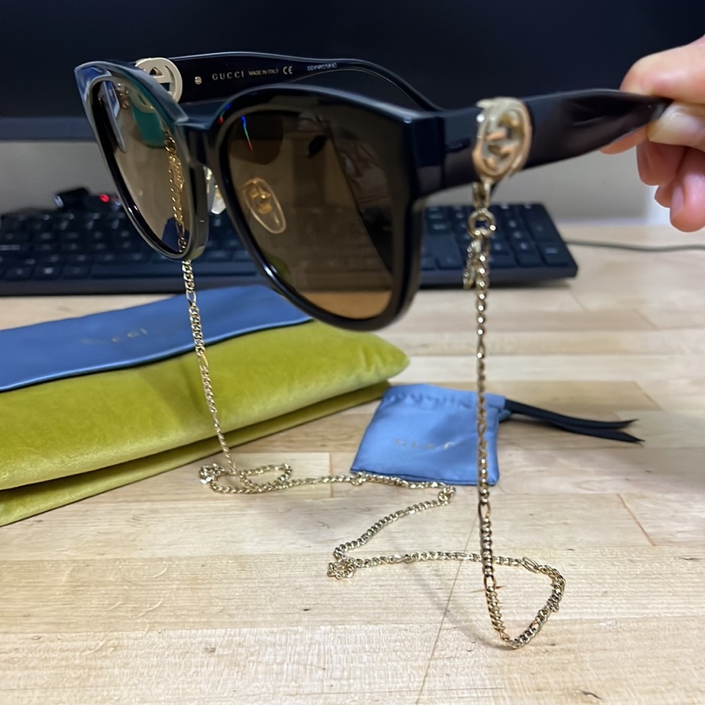 Gucci sunglasses